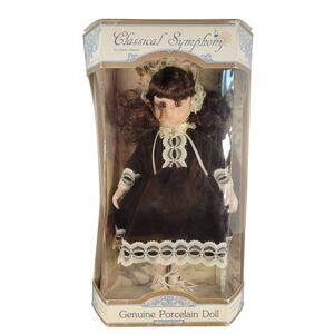 Porcelain Doll Classical Symphony Special Edition 1992 12" Adorable Memories